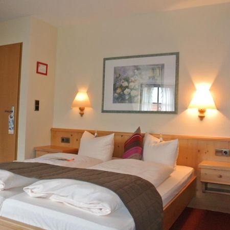 Akzent Hotel Am Bach Dettelbach Kültér fotó