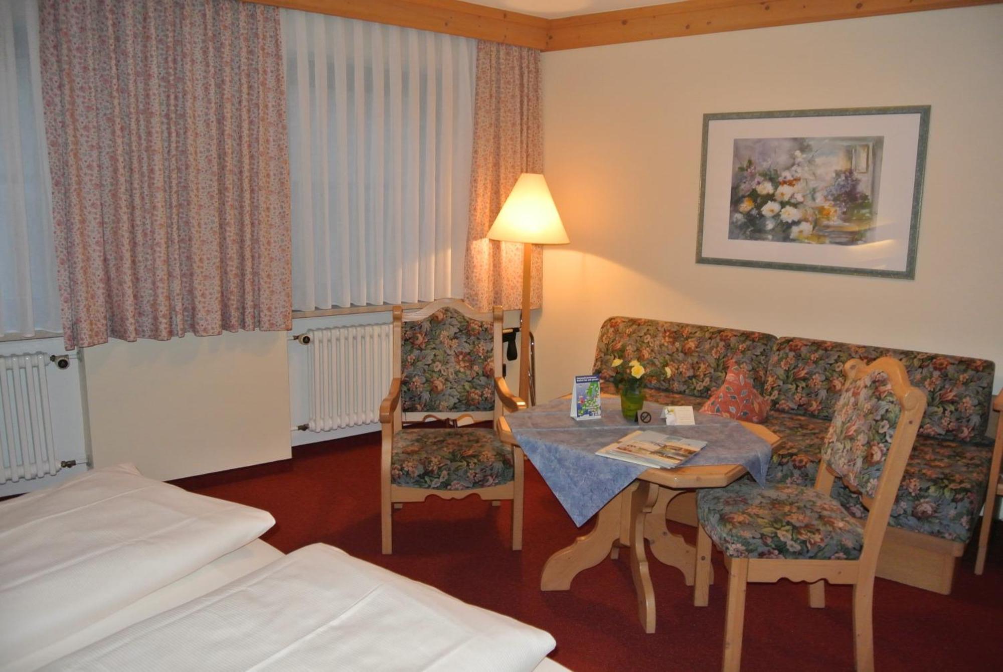 Akzent Hotel Am Bach Dettelbach Kültér fotó